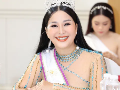 Á hậu Phạm Nguyễn Thị Hoàng Hoa xuất hiện tươi tắn tại buổi sơ khảo cuộc thi Hoa hậu Thương hiệu Việt Nam 2022