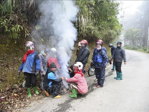 Bắc Bộ đêm và sáng trời rét, Trung Bộ có mưa to