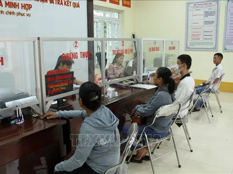 Bộ Nội vụ hướng dẫn cách tính các khoản trợ cấp được hưởng với công chức, viên chức nghỉ thôi việc do sắp xếp bộ máy