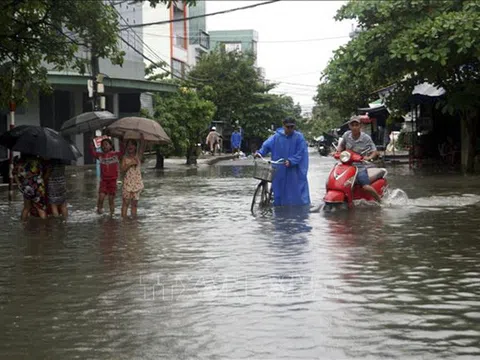 Trung Bộ, Nam Bộ mưa to và dông