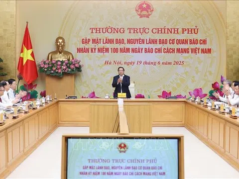 Thủ tướng: Chính phủ cảm ơn và luôn lắng nghe, chia sẻ, tạo điều kiện cho báo chí hoạt động thuận lợi