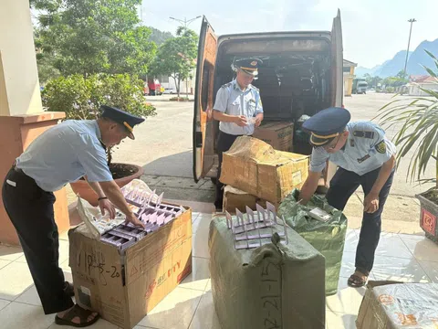 Mở đợt cao điểm thanh tra, kiểm tra đấu tranh, ngăn chặn, đẩy lùi buôn lậu, gian lận thương mại, hàng giả