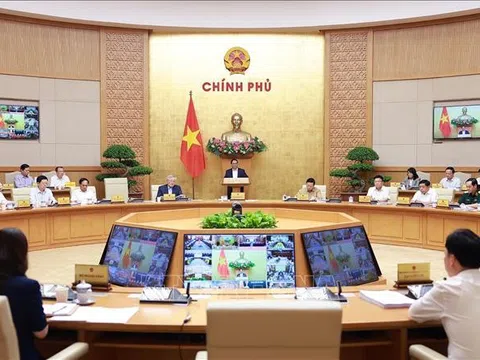 Thủ tướng:  Ổn định bộ máy chính quyền các cấp, tập trung các giải pháp đạt tăng trưởng 8% trở lên trong năm 2025
