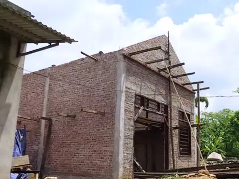 Khẩn trương hoàn thành xóa nhà tạm, nhà dột nát cho người có công