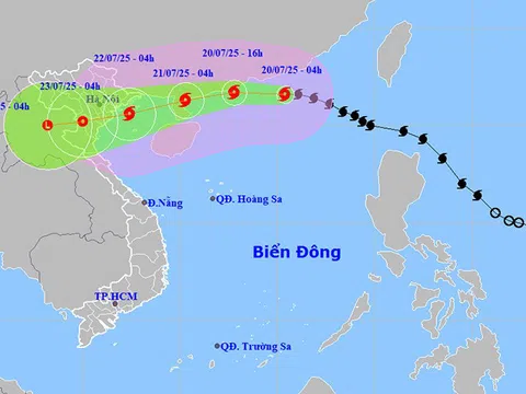 Bão số 3 tiến vào đất liền, cảnh báo mưa lớn, gió giật mạnh