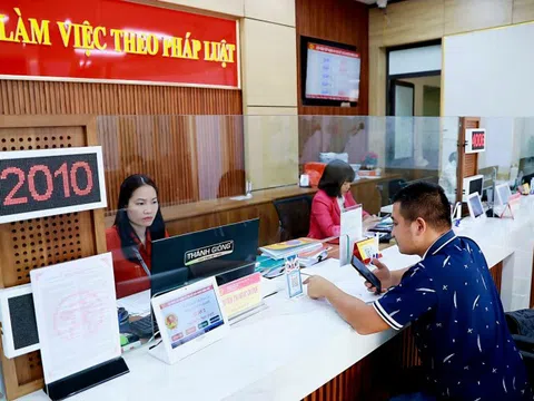 Sớm ban hành tiêu chuẩn chuyển đổi số khi giải quyết thủ tục hành chính trực tuyến