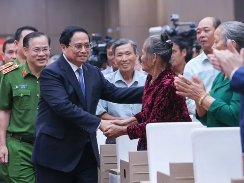 Thủ tướng: Quy tập hài cốt, xác minh danh tính liệt sĩ "khó mấy cũng phải làm và làm bằng cả trái tim"
