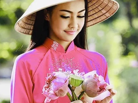 PHẲNG LẶNG - Thơ Đàm Quyên