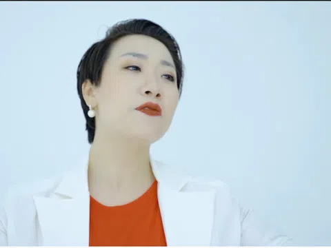 Sao Mai Hiền Anh tri ân các "chiến sĩ áo trắng' với MV "Giữ mãi những nụ cười"