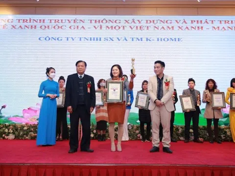 CEO Nguyễn Thị Thu - CERABE SPA được vinh danh thương hiệu Vì Sức khỏe - Sắc đẹp Việt Nam