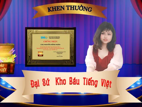 Đại sứ Kho báu Tiếng Việt Nguyễn Hồng Ngân, sau chung kết Cuộc thi Sáng tác Thơ ca - Đánh thức Giá trị Tiếng Việt.