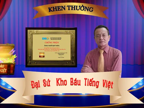 Đại sứ Kho báu Tiếng Việt NHỮ QUÝ HÒA, sau chung kết Cuộc thi  Sáng tác Thơ ca - Đánh thức Giá trị Tiếng Việt.
