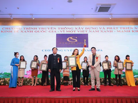CEO Đặng Uyên - CERABE SPA được vinh danh thương hiệu Vì Sức khỏe - Sắc đẹp Việt Nam