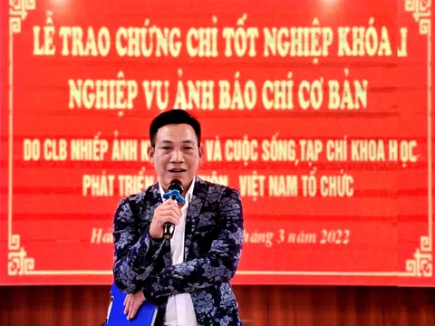 CLB Nhiếp ảnh Khoa học và Cuộc sống tổ chức lớp học Nghiệp vụ Ảnh báo chí cơ bản khóa 1 năm 2022