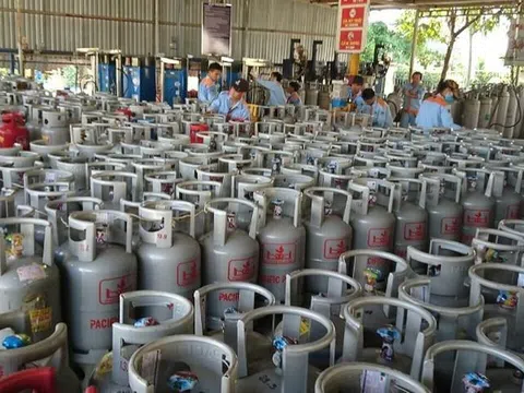 Ngày mai giá gas sẽ giảm đến 7.000 đồng/bình 12kg