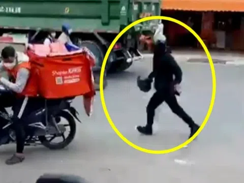 Bắt khẩn cấp đối tượng cầm vật giống súng cướp ngân hàng ở Đồng Nai