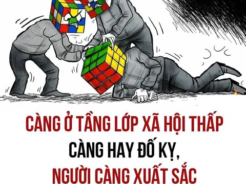 Người càng xuất sắc nâng đỡ nhau, chỉ có kẻ ngốc mới giẫm đạp lên nhau