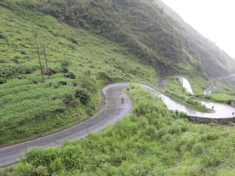 Ngôi làng ẩn mình trong mây độc đáo ở Hà Giang