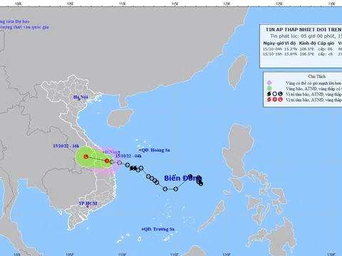 Dự báo thời tiết hôm nay (15/10): Bão số 5 suy yếu thành áp thấp nhiệt đới, miền Trung mưa lớn