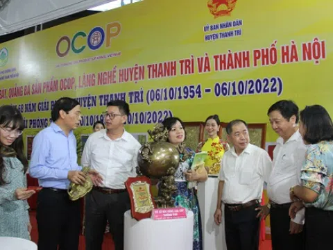 Hà Nội: Định hướng phát triển sản phẩm OCOP bền vững gắn với du lịch làng nghề