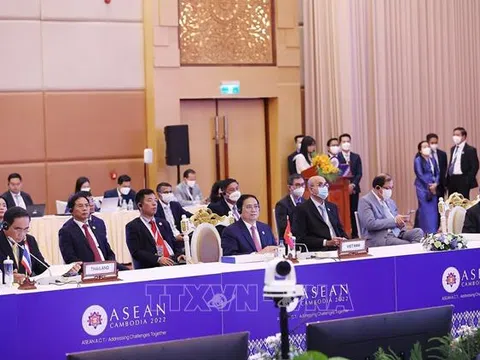 Khai mạc Hội nghị Cấp cao ASEAN lần thứ 40, 41