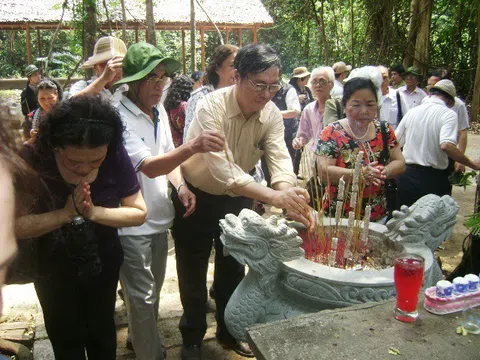 Kỷ niệm 77 năm Ngày thương binh liệt sĩ (27/7/1947 – 27/7/2024): Đạo lý “uống nước nhớ nguồn” của người Việt tiếp tục lan tỏa