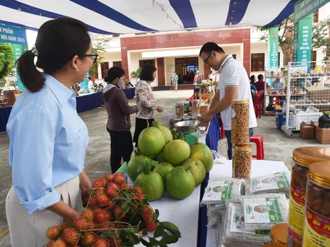 Quảng Ngãi: Phiên chợ kết nối tiêu thụ sản phẩm vùng đồng bào dân tộc thiểu số và miền núi 