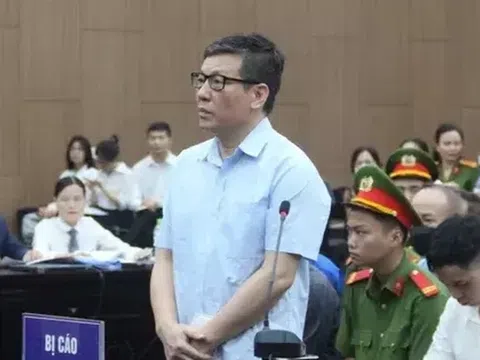 Chuyện làng - Chuyện phố: “Khôn nhà, dại chợ” - Bài học từ một “tiến sĩ Kinh tế” trong đại án Phúc Sơn