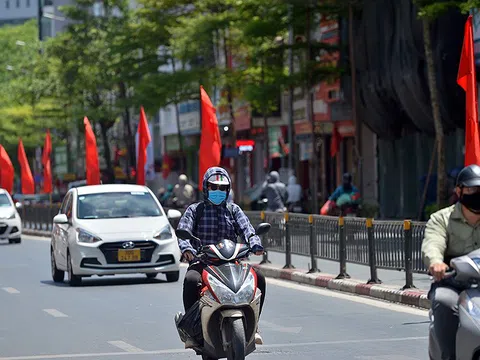 Bắc Bộ nắng nóng, mưa dông xuất hiện rải rác