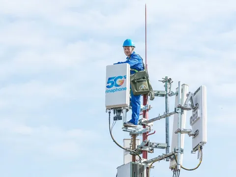 Thúc đẩy chuyển đổi số, nâng cao sức cạnh tranh quốc gia