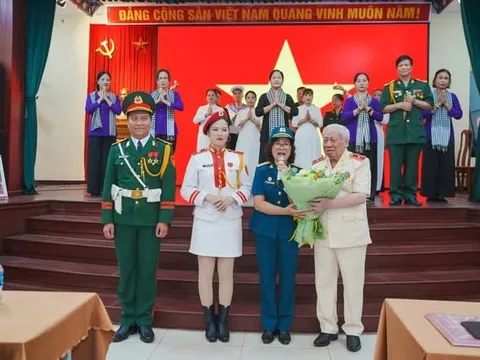 Có những lúc Lão tướng Anh hùng đã khóc...