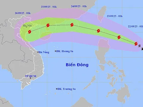 Ngày 21/9, bão RAGASA mạnh cấp 16, giật trên cấp 17, tiến vào Biển Đông