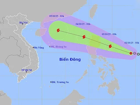 Ngày 2/10, Áp thấp nhiệt đới khả năng mạnh lên thành bão, lũ trên các sông tiếp tục dâng cao