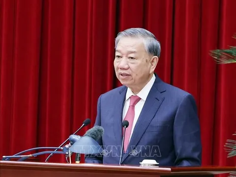 Bế mạc Hội nghị Trung ương 13, Tổng Bí thư Tô Lâm nhấn mạnh “ba trọng tâm - ba công khai - một thước đo”