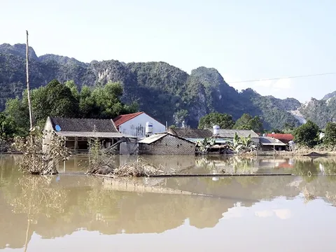 Ngày 11/10, Lũ trên sông Cầu, sông Thương đang xuống, nguy cơ ngập lụt vẫn cao