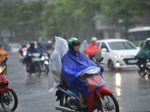 Ngày 14/10, mưa dông diện rộng tại nhiều khu vực