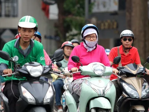 Ngày 19/10, Bắc bộ chuyển lạnh, biển đông xuất hiện bão số 12