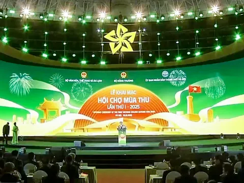 Khai mạc Hội chợ Mùa Thu lần thứ nhất – 2025: “Kết nối Con người với Sản xuất, Kinh doanh”