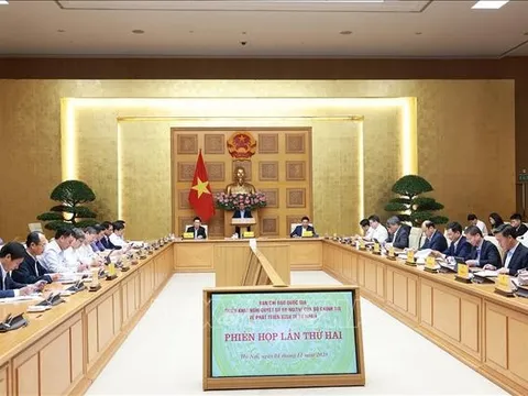 Thủ tướng: Các chương trình, kế hoạch phát triển kinh tế tư nhân cần được xây dựng theo nguyên tắc "6 rõ: rõ người, rõ việc, rõ trách nhiệm, rõ thẩm quyền, rõ thời gian, rõ kết quả",