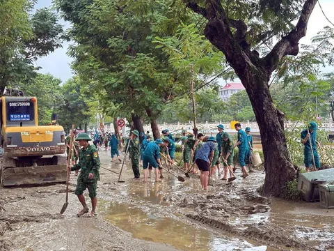 Hỗ trợ bổ sung 100 tỷ đồng cho TP Huế khắc phục thiệt hại do mưa lũ