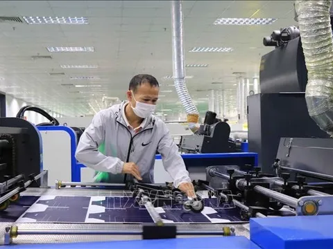 Thắp sáng tinh thần sáng tạo, khơi dậy khát vọng cống hiến trong phong trào thi của người lao động