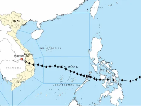 Ngày 7/11, Bão số 13 tan trên đất liền, miền Trung vẫn mưa lớn