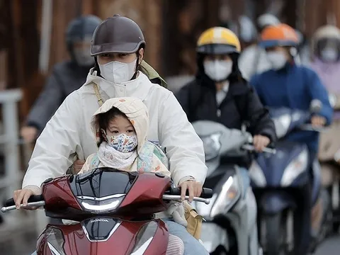 Ngày 24/11, không khí lạnh tăng cường gây rét sâu ở Bắc Bộ, mưa lớn tiếp diễn ở Trung Bộ