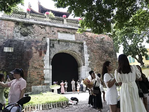 Ngày 9/12, Bắc Bộ hửng nắng trưa chiều, Trung Bộ tiếp tục mưa lớn