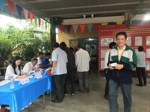 Quê tôi rộn ràng Ngày hội bầu cử