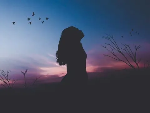 Bóng nguyệt đêm thu