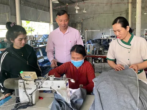 Tín dụng chính sách góp lực đổi thay diện mạo nông thôn mới trên quê hương Thủ tướng Phạm Văn Đồng