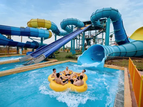 Hàng ngàn du khách nô nức đến Sun World Ha Nam - thiên đường “giải nhiệt” mới tại miền Bắc