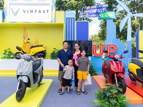 “Đổi xăng lấy điện” gây sốt tại Hải Phòng, Đà Nẵng: Nhiều người lái thử chốt đơn ngay tại chỗ