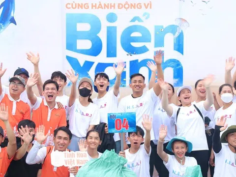 Gần 10.000 người Vingroup và tình nguyện viên ra quân làm sạch bờ biển tại 28 tỉnh, thành phố